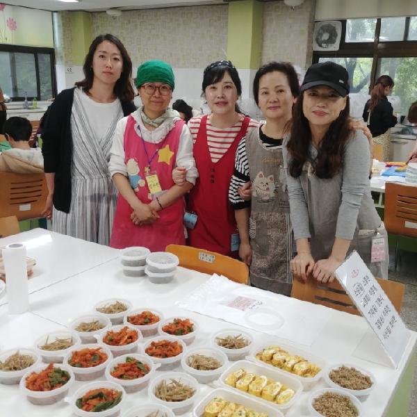 180521_(보도자료)_반찬_나누며_정도_함께_나눠요(공동체활성화사업)(2).jpg 이미지