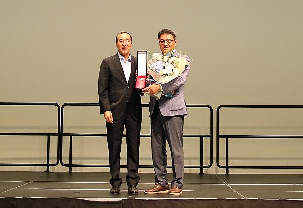 200716_(안전관리실)_산업재해예방_표창장_수상.jpg 이미지