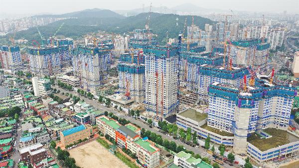 200821_(공공주택사업처)_더샵_부평_중산층_임대주택_공급한다_(1).jpg 이미지