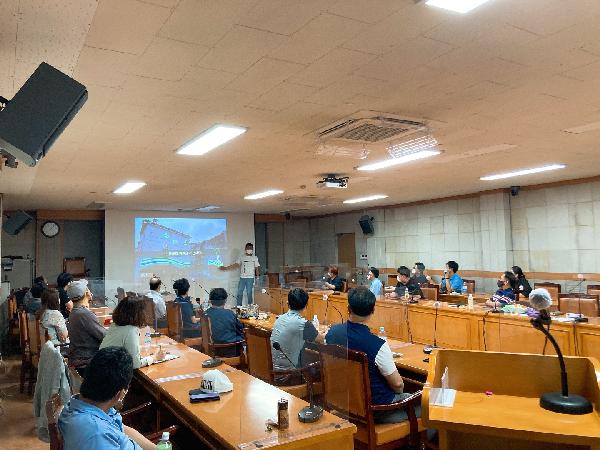 도시재생_바로알기학교_교육_사진(제물포역일원_도시재생현장지원센터).jpg 이미지