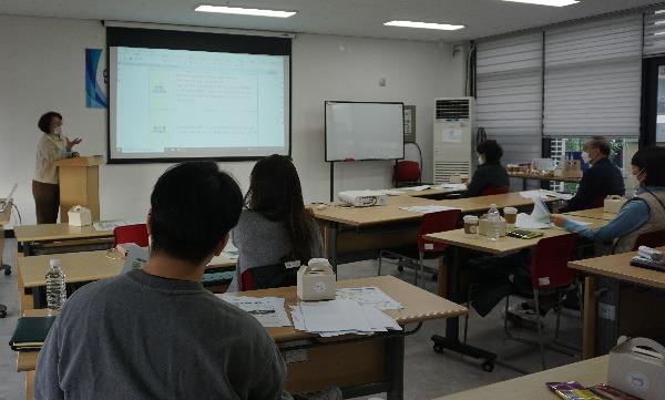 인천광역시_도시재생지원센터_초급_코디네이터_교육_수료식_사진(1).jpg 이미지