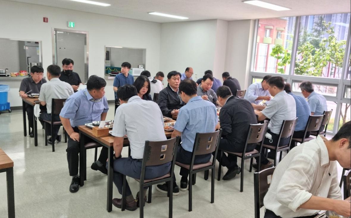 검단신도시 사업단 현장사무소 구내식당 방문 사진