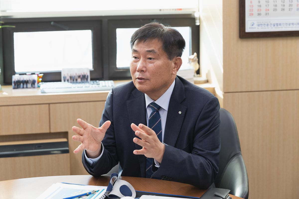 e대한경제 인터뷰 사진