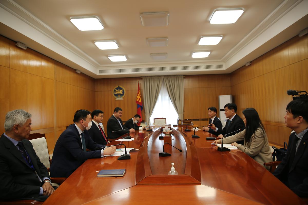 몽골 건설도시개발부와 상호협력을 위한 MOU 체결 사진
